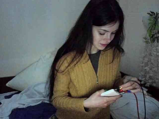 Honeykrisspussy webcam