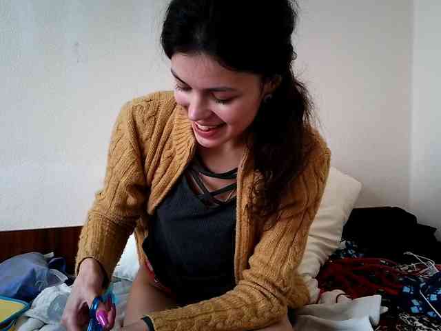 Honeykrisspussy webcam