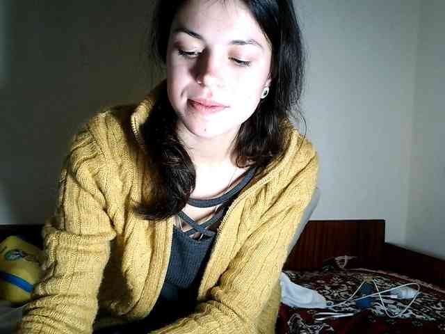 Honeykrisspussy webcam