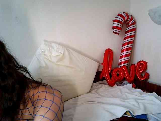 Honeykrisspussy webcam