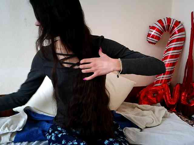 Honeykrisspussy webcam