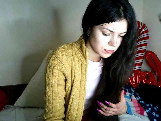 Honeykrisspussy webcam