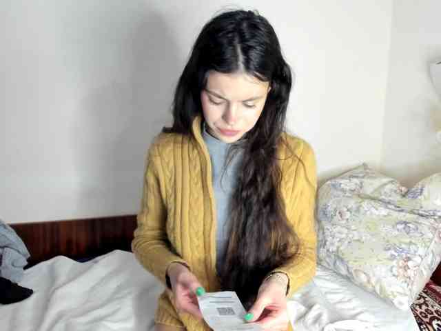 Honeykrisspussy webcam