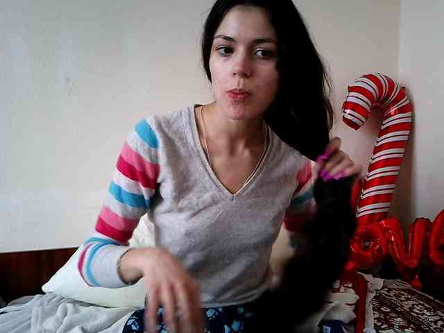 Honeykrisspussy webcam