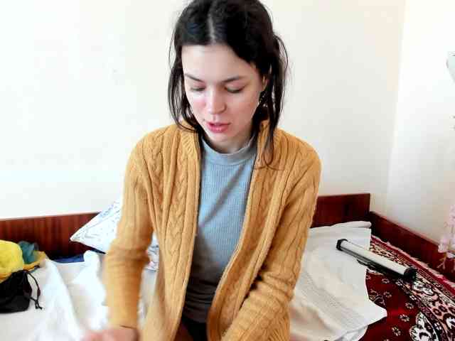 Honeykrisspussy webcam