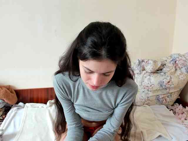 Honeykrisspussy webcam