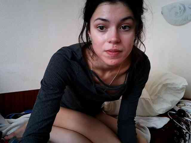 Honeykrisspussy webcam