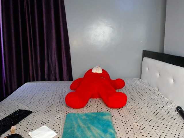 Webcamslut-1's BongaCams show and profile