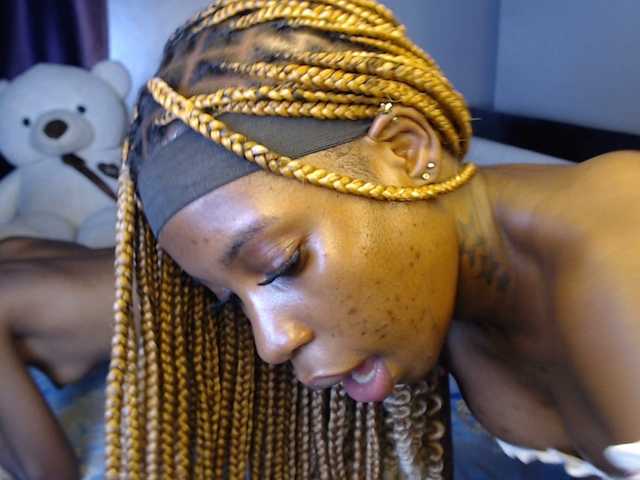 Webcamslut-1's BongaCams show and profile