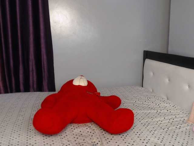 Webcamslut-1's BongaCams show and profile