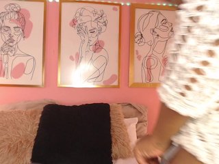 Lunarose-3 Porn Show