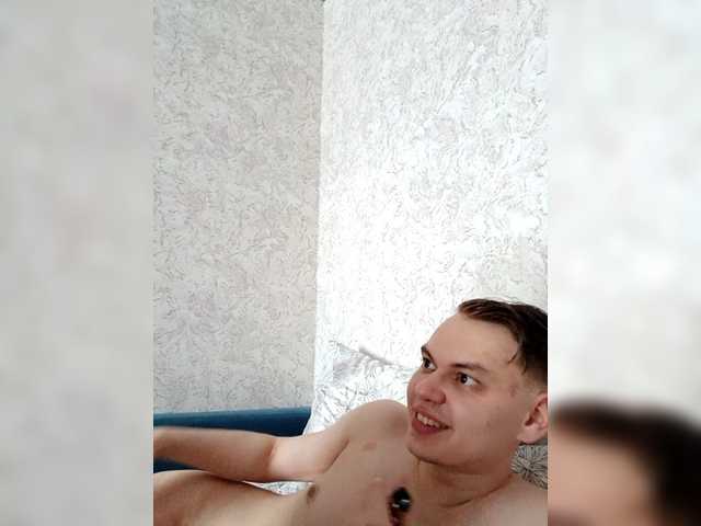 Live with Zorkgod1 on FliCam