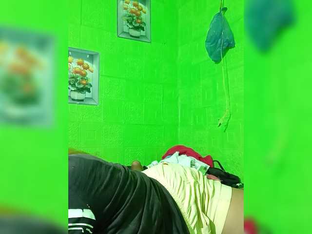 Kyrene's BongaCams show and profile