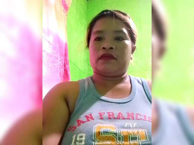 Kyrene's BongaCams show and profile