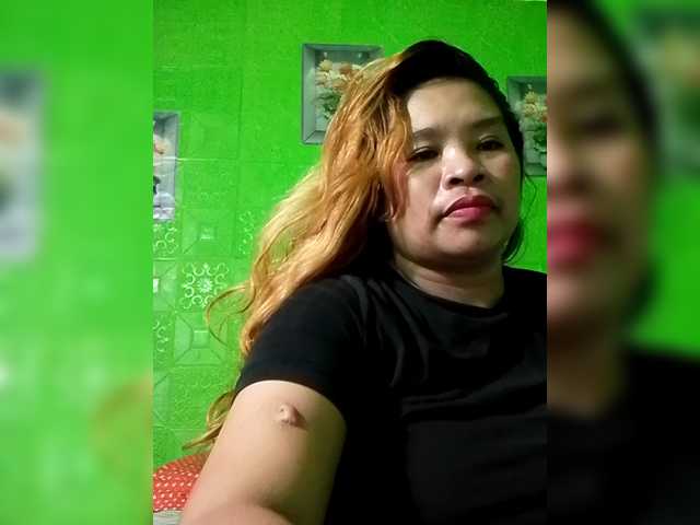 Kyrene's BongaCams show and profile