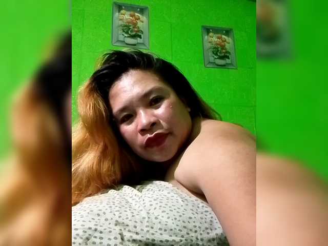 Kyrene's BongaCams show and profile