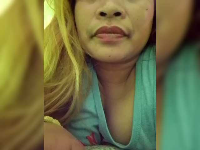 le modèle Kyrene est en webcam porno dans un show sur le site bongacams, il possède les tags suivants: Asian,Redhead,Shaved