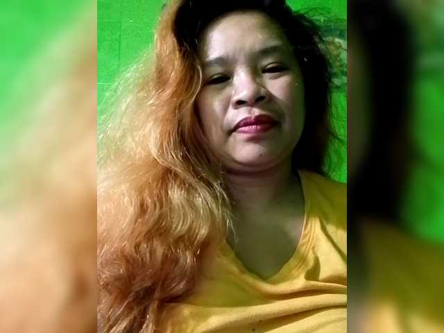 Kyrene's BongaCams show and profile