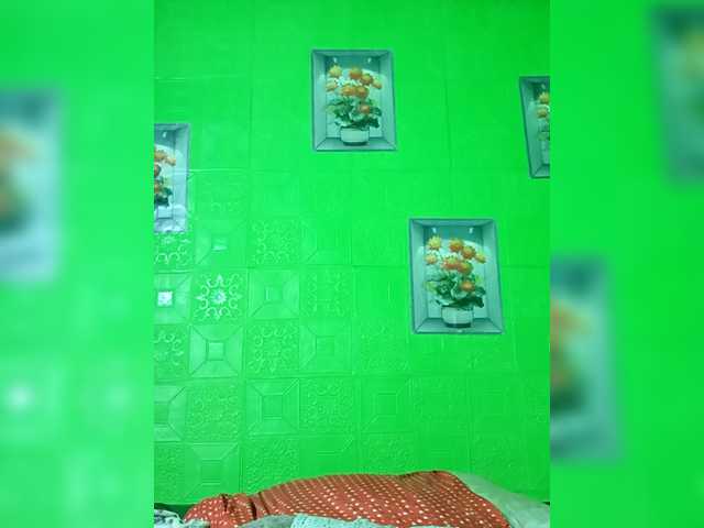 Kyrene's BongaCams show and profile