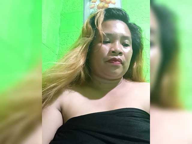 Kyrene's BongaCams show and profile