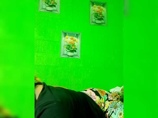 Kyrene's BongaCams show and profile