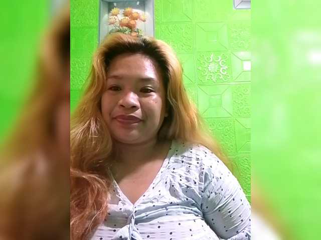 Kyrene's BongaCams show and profile