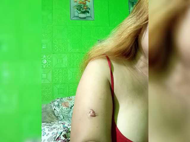 Kyrene's BongaCams show and profile