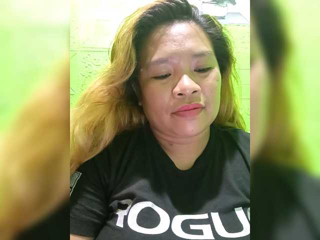 Kyrene's BongaCams show and profile