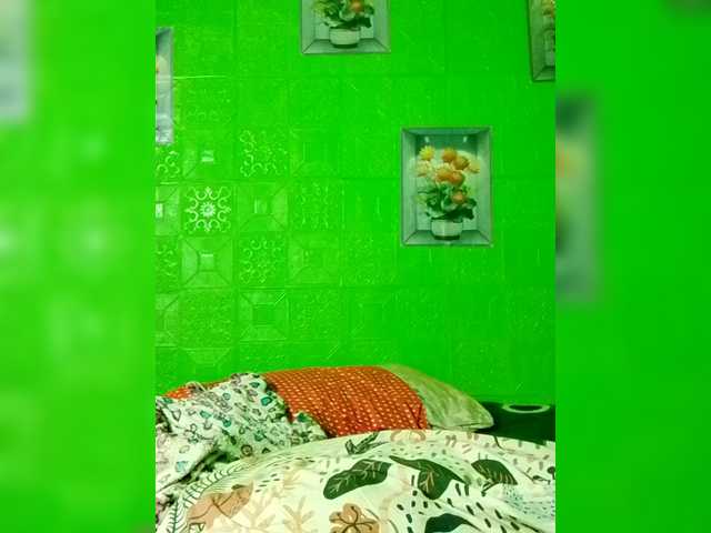 Kyrene's BongaCams show and profile