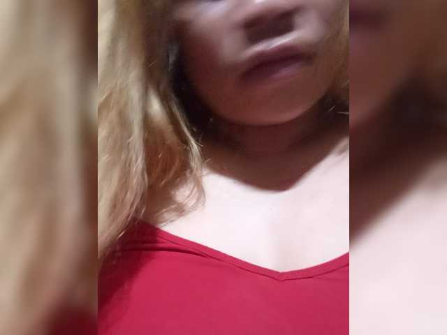 Kyrene's BongaCams show and profile