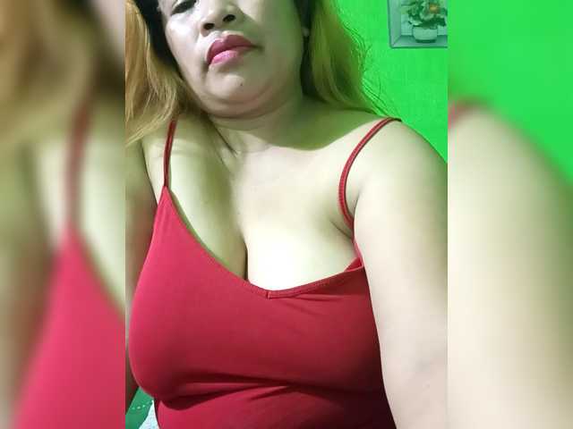 Kyrene's BongaCams show and profile