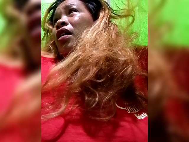 Kyrene's BongaCams show and profile