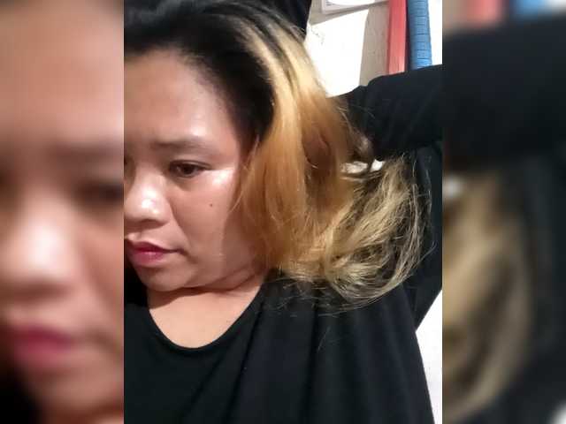 Kyrene's BongaCams show and profile