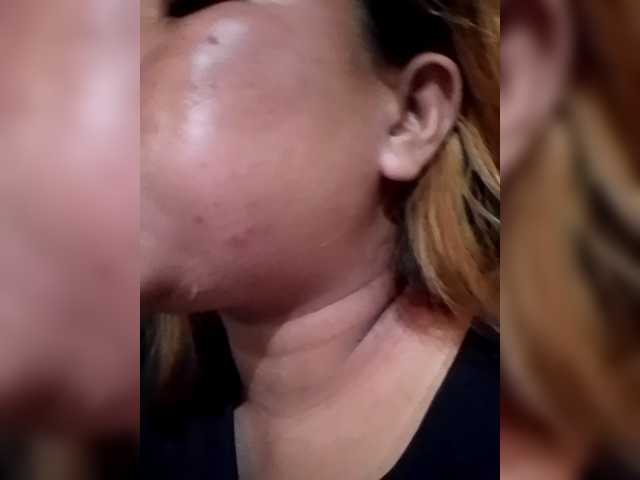 le modèle Kyrene est en webcam porno dans un show sur le site bongacams, il possède les tags suivants: Asian,Redhead,Shaved