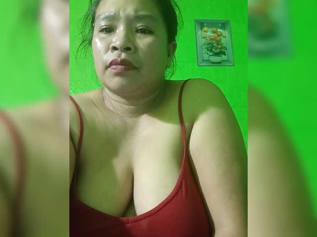 Kyrene's BongaCams show and profile