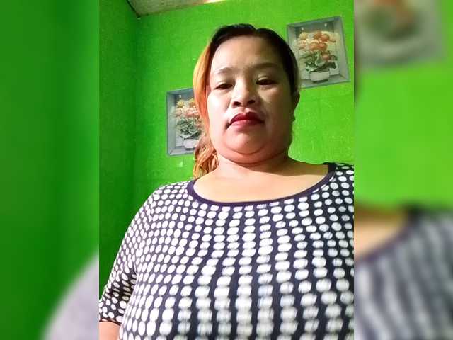 Kyrene's BongaCams show and profile