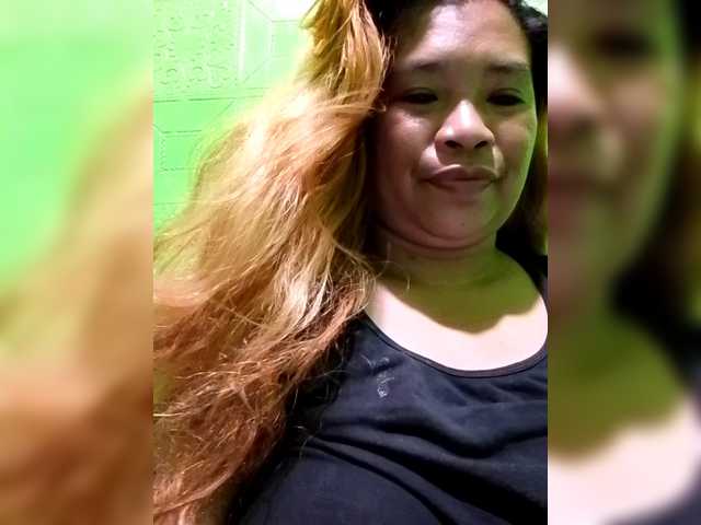 Kyrene's BongaCams show and profile