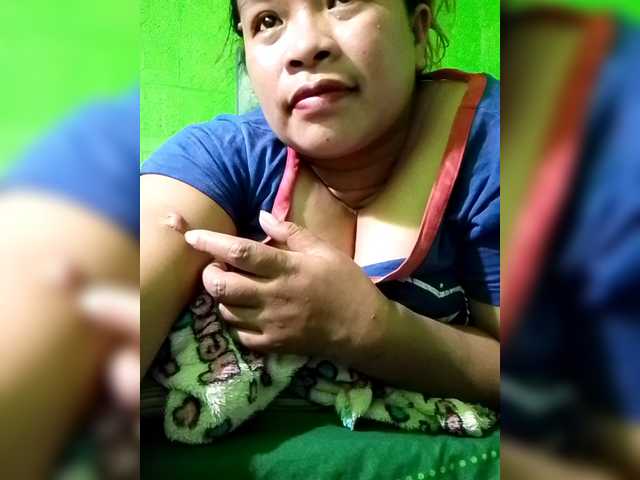 Kyrene's BongaCams show and profile