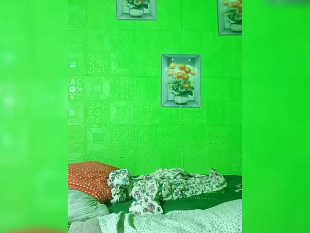 Kyrene's BongaCams show and profile