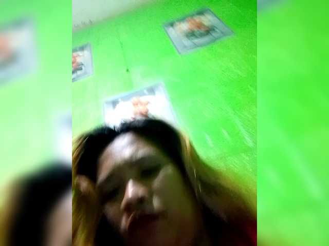 Kyrene's BongaCams show and profile