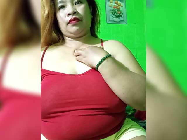 Kyrene's BongaCams show and profile