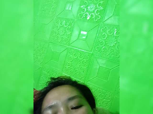 Kyrene's BongaCams show and profile