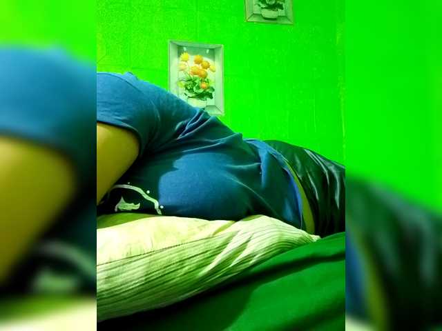 Kyrene's BongaCams show and profile