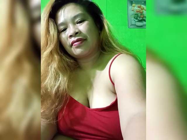 Kyrene's BongaCams show and profile