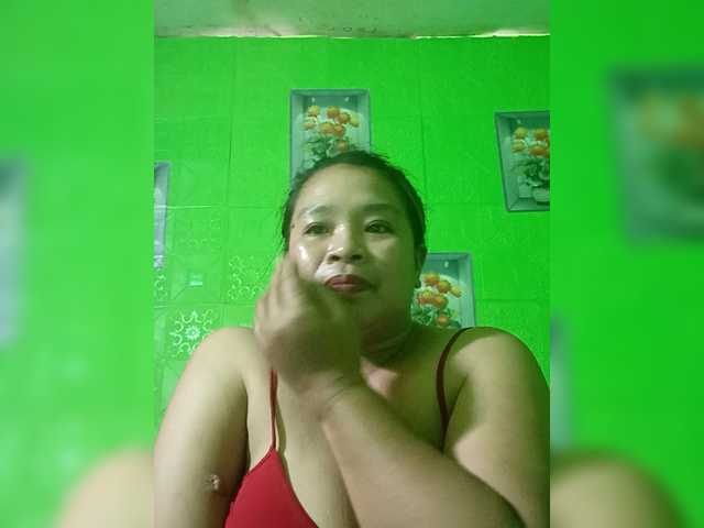 Kyrene's BongaCams show and profile