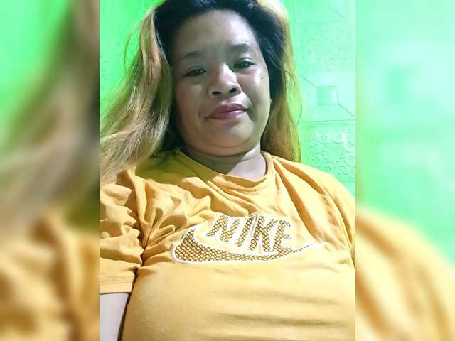 Kyrene's BongaCams show and profile