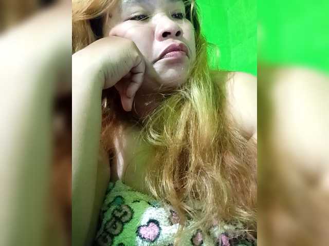 Kyrene's BongaCams show and profile