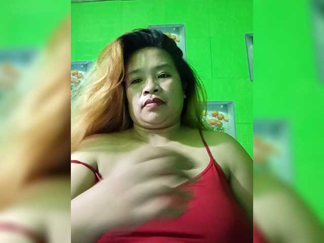 Kyrene's BongaCams show and profile