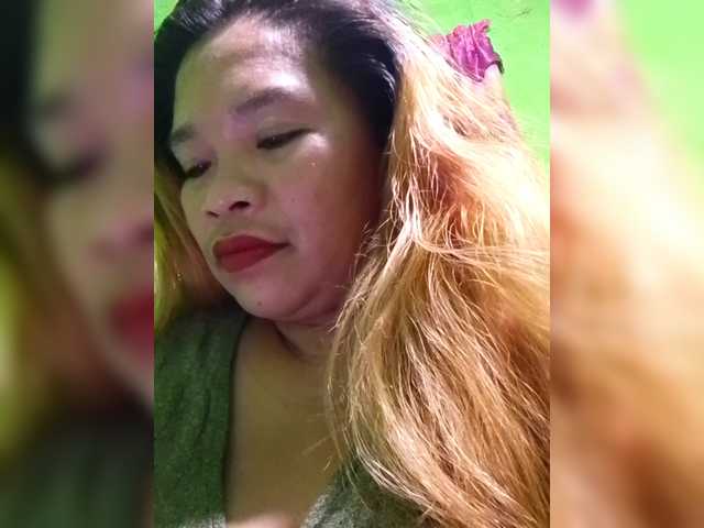 Kyrene's BongaCams show and profile