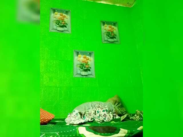 Kyrene's BongaCams show and profile